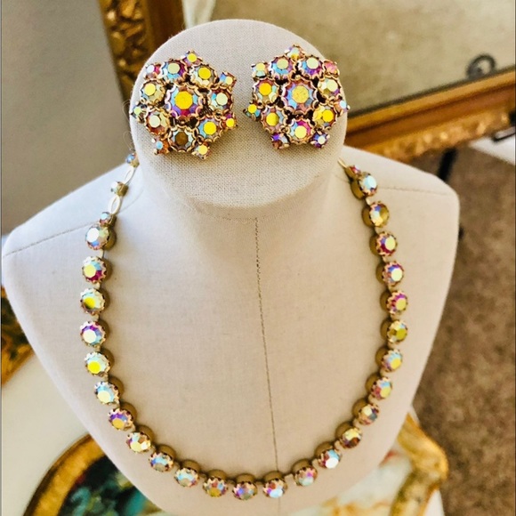 Beautiful deco vintage Aurora borealis crystal Demi Parure set - Picture 9 of 14